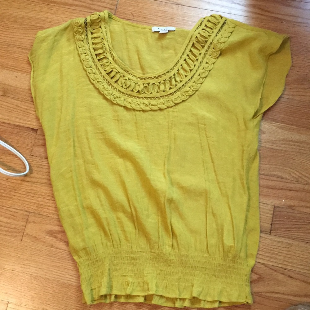 short sleeve top